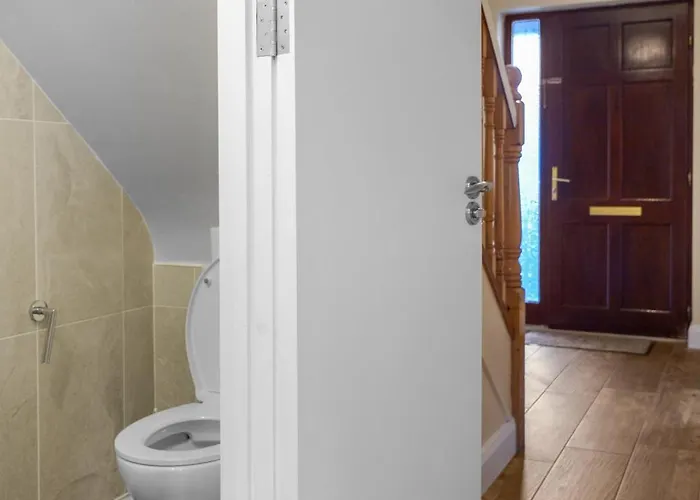 Urban Retreat Walkable To & Salthill With Free Parking Semesterbostad Galway