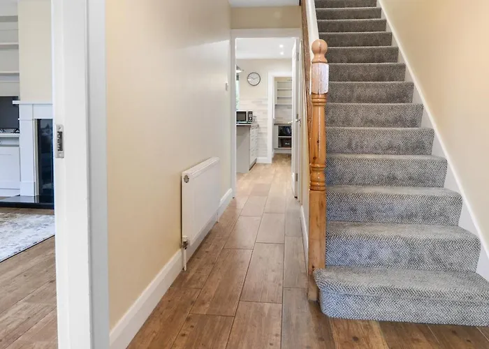 Semesterbostad Urban Retreat Walkable To & Salthill With Free Parking Galway